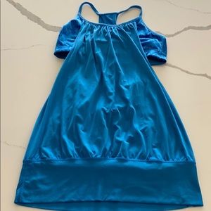 Lululemon No Limit Tank size 6 blue